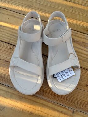 Teva Hurricane Drift sandals